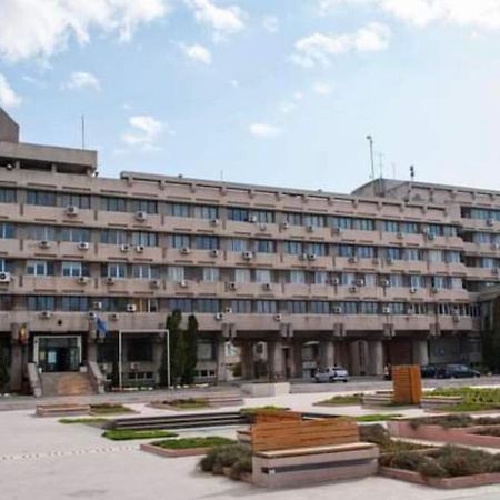 Tribunal Apartament Langa Faleza Dunarii Braila Luaran gambar