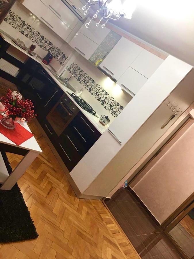 Tribunal Apartament Langa Faleza Dunarii Braila Luaran gambar